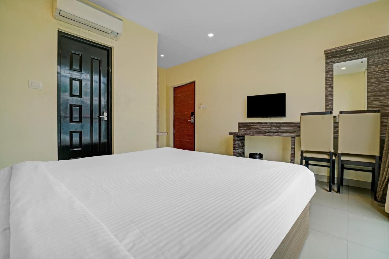 Capital O 87015 Hotel Al Salama Коччи Экстерьер фото