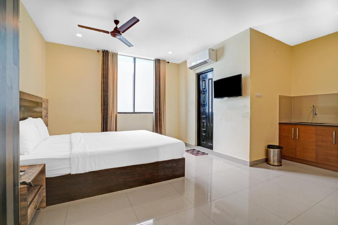 Capital O 87015 Hotel Al Salama Коччи Экстерьер фото